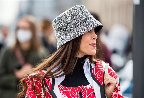 elegant bucket hats for women.